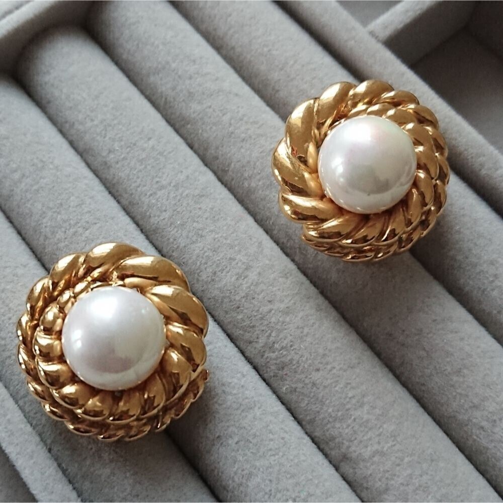 Vintage Nina Ricci Clip-On gold tone Swirl faux pearl Earrings